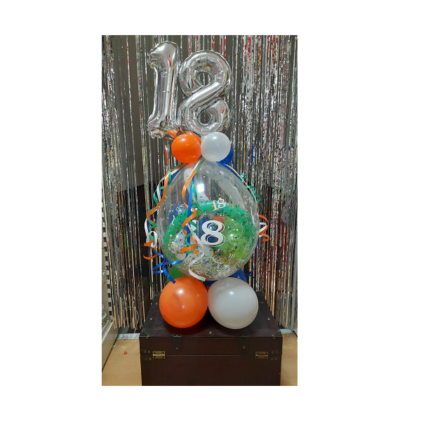 Klassischer Geschenkballon mit Zahlen in Rosegold